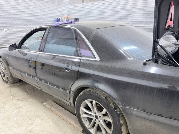 1995 Audi A8 I (D2), чёрный, 260000 рублей - вид 4