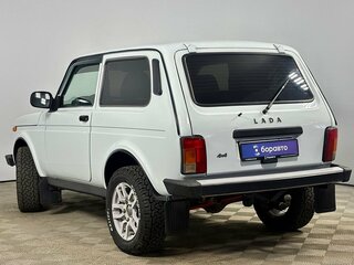 2017 Lada (ВАЗ) 2121 (4x4) I Рестайлинг, белый, 580000 рублей, вид 3
