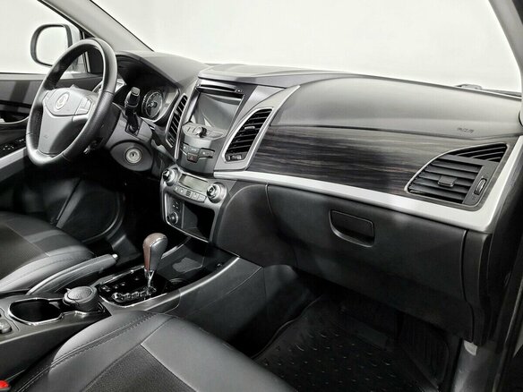 2014 SsangYong Actyon II Рестайлинг, серебристый, 1240000 рублей - вид 10
