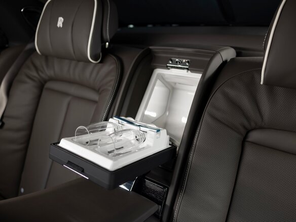 2026 Rolls-Royce Ghost Extended II Рестайлинг (Series II), чёрный, 68566496 рублей - вид 28