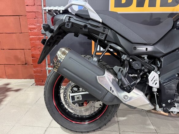 2017 Suzuki V-Strom DL 650, чёрный, 740000 рублей - вид 11