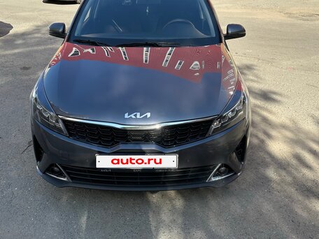2022 Kia Rio IV Рестайлинг, серый, 2450000 рублей, вид 1