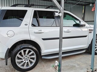 2014 Land Rover Freelander II Рестайлинг 2, белый, 1700000 рублей, вид 2