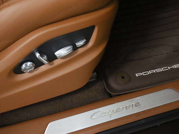 2021 Porsche Cayenne III, коричневый, 8900000 рублей - вид 23
