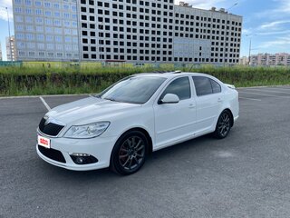 2012 Skoda Octavia RS II Рестайлинг, белый, 1650000 рублей, вид 3