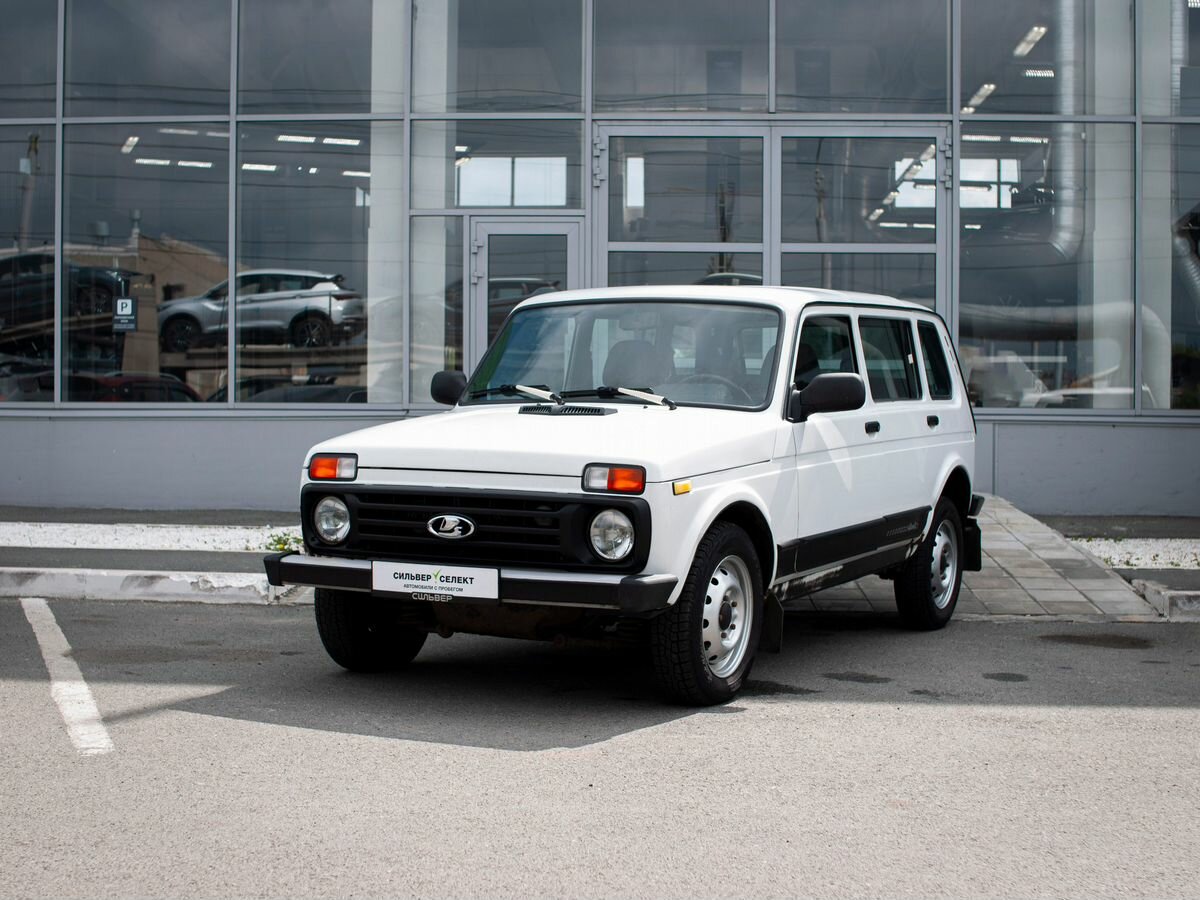 Открыть фотографии: Lada (ВАЗ) 2131 (4x4) I