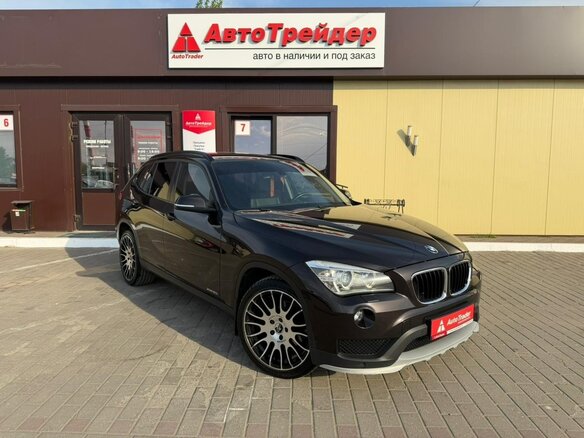 2014 BMW X1 20i I (E84) Рестайлинг, коричневый, 1480000 рублей - вид 2