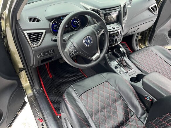 2017 Changan CS75 I, золотистый, 950000 рублей - вид 8