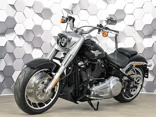 2017 Harley-Davidson Fat Boy, чёрный, 1699000 рублей, вид 2