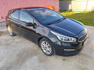 2015 Kia Ceed II Рестайлинг, чёрный, 890000 рублей, вид 3