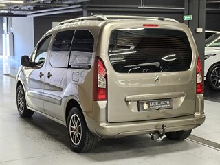 2013 Peugeot Partner II Рестайлинг, бежевый, 850000 рублей, вид 4