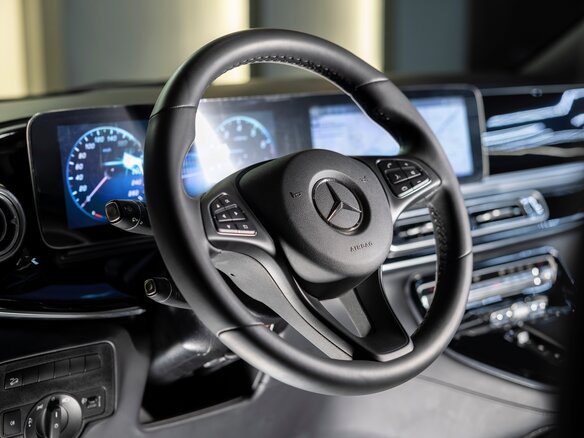 2023 Mercedes-Benz Vito 116 CDI L2 III (W447), чёрный, 9000000 рублей - вид 15