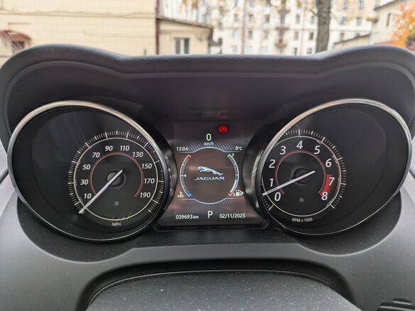 2015 Jaguar F-Type I, белый, 3000000 рублей - вид 17