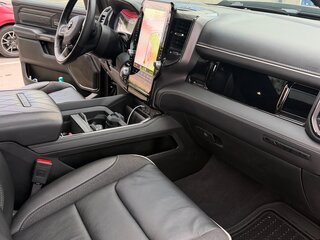 2024 Ram 1500 Crew Cab V Рестайлинг, чёрный, 8700000 рублей, вид 5