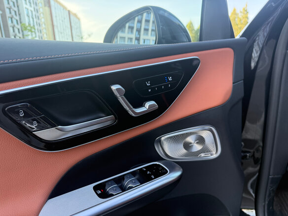 2024 Mercedes-Benz GLC Coupe 300 II (C254), чёрный, 7690000 рублей - вид 14