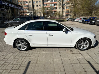 2010 Audi A4 IV (B8), белый, 1200000 рублей, вид 5