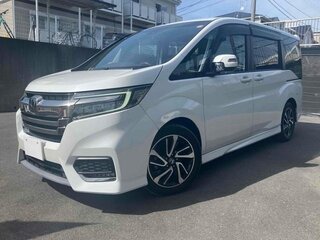 2020 Honda Stepwgn Spada V Рестайлинг, белый, 1810000 рублей, вид 1