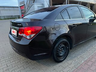 2013 Chevrolet Cruze I Рестайлинг, коричневый, 900000 рублей, вид 5
