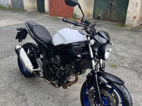 2016 Suzuki SV 650, белый, 535000 рублей, вид 2