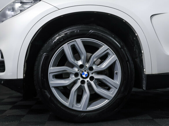 2014 BMW X5 35i III (F15), белый, 2261000 рублей - вид 22