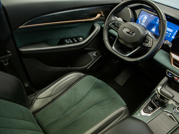 2023 Geely Monjaro I, синий, 2889000 рублей - вид 19