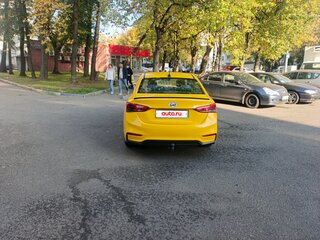 2018 Hyundai Solaris II, жёлтый, 570000 рублей, вид 3