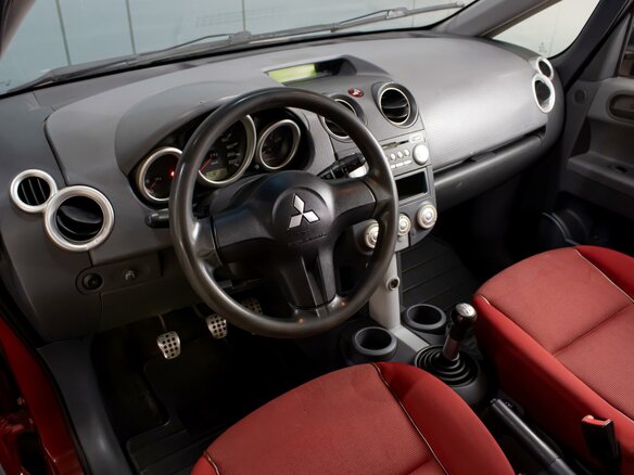 2008 Mitsubishi Colt VI (Z20/Z30), красный - вид 6