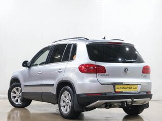 2012 Volkswagen Tiguan I Рестайлинг, серебристый, 1499000 рублей, вид 4