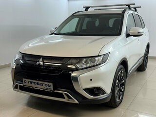 2021 Mitsubishi Outlander III Рестайлинг 3, белый, 2120000 рублей, вид 1