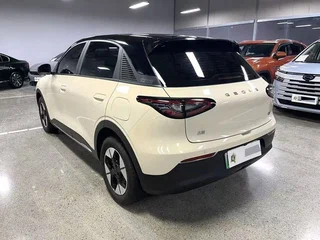 2025 Geely EX2, белый, 1900000 рублей, вид 3