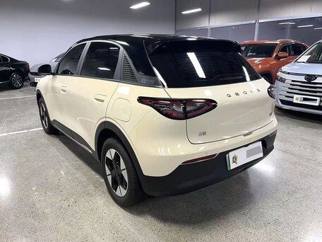 2025 Geely EX2, белый, 1900000 рублей, вид 3