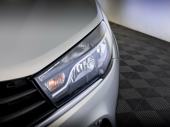 2018 Lada (ВАЗ) Vesta SW Cross I, зелёный, 1065000 рублей - вид 16