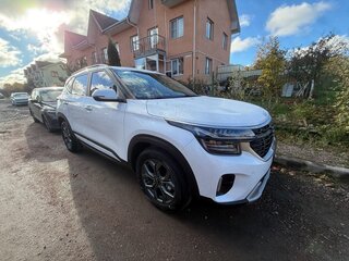 2026 Kia Seltos I Рестайлинг, белый, 3450000 рублей, вид 1