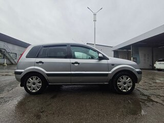 2007 Ford Fusion I Рестайлинг, серебристый, 200000 рублей, вид 4