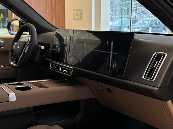 2026 Li Auto (Lixiang) L7 52.3 kWh I Рестайлинг, чёрный, 10690000 рублей - вид 10