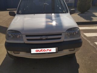 2003 Chevrolet Niva I, белый, 238000 рублей, вид 2