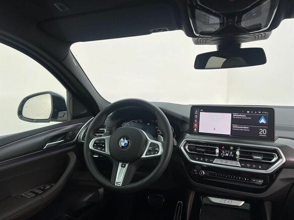 2025 BMW X4 20i II (G02) Рестайлинг, белый, 7870000 рублей - вид 12