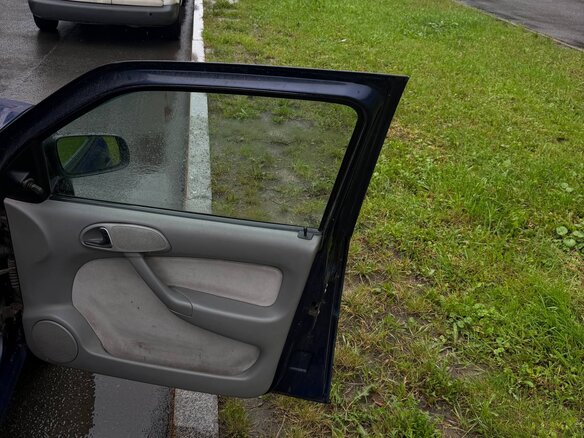 2005 Volkswagen Pointer, синий, 175000 рублей - вид 8