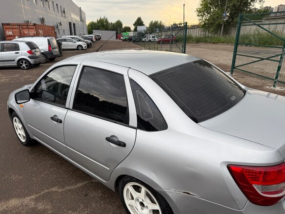 2012 Lada (ВАЗ) Granta I, серебристый, 275000 рублей - вид 9