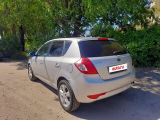 2010 Kia Ceed I Рестайлинг, серебристый, 530000 рублей, вид 4
