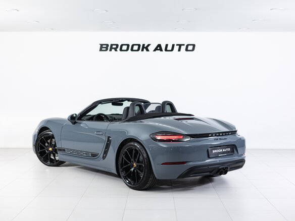 2025 Porsche Boxster IV 718 (982), серый, 12590000 рублей - вид 10