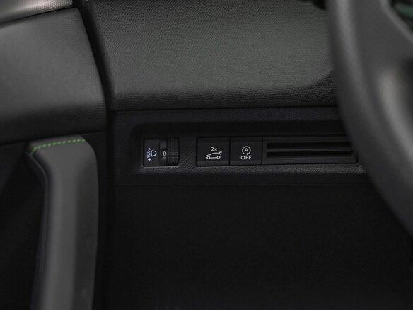 2025 Peugeot 408 X III, белый, 4999000 рублей - вид 14