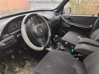 2010 Chevrolet Niva I Рестайлинг, серый, 410000 рублей, вид 5
