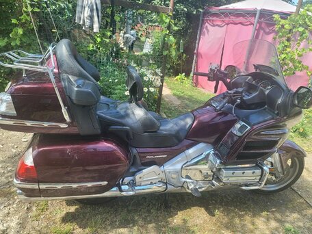 2007 Honda GL 1800 Gold Wing, пурпурный, 990000 рублей, вид 2
