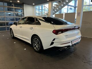 2021 Kia K5 III, белый, 2250000 рублей, вид 5