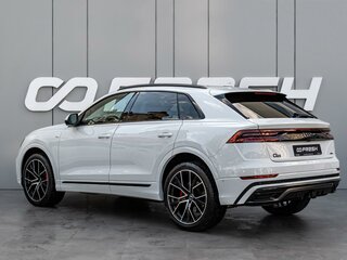 2021 Audi Q8 55 TFSI I (4M), белый, 9750000 рублей, вид 2