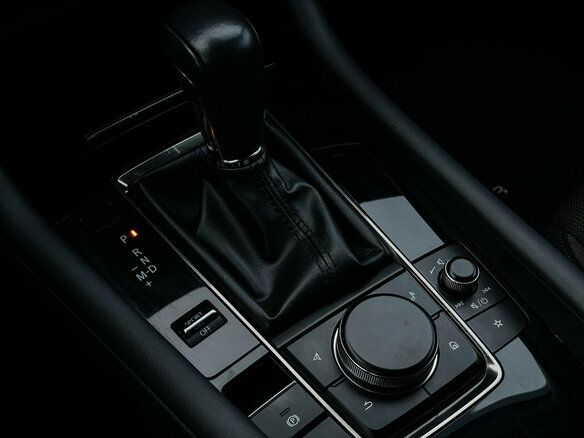 2019 Mazda 3 IV (BP), красный, 2047000 рублей - вид 14