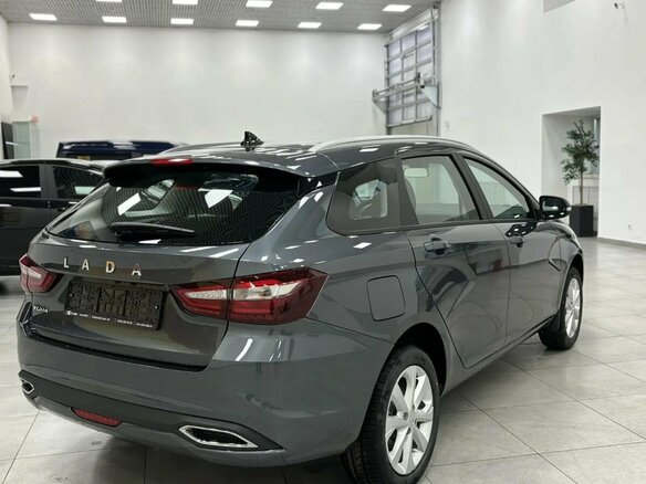 2026 Lada (ВАЗ) Vesta SW I Рестайлинг (NG), серый - вид 16