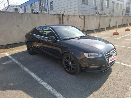 2013 Audi A3 III (8V), чёрный, 1400000 рублей, вид 3