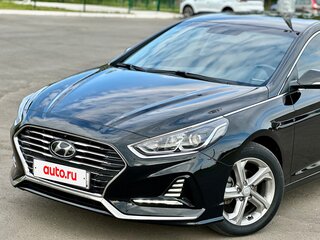 2019 Hyundai Sonata VII (LF) Рестайлинг, чёрный, 1990000 рублей, вид 5